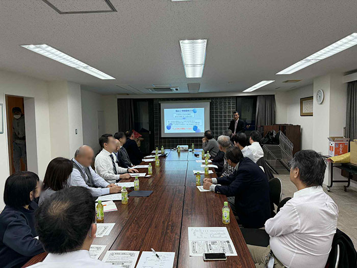 展示商談会会場